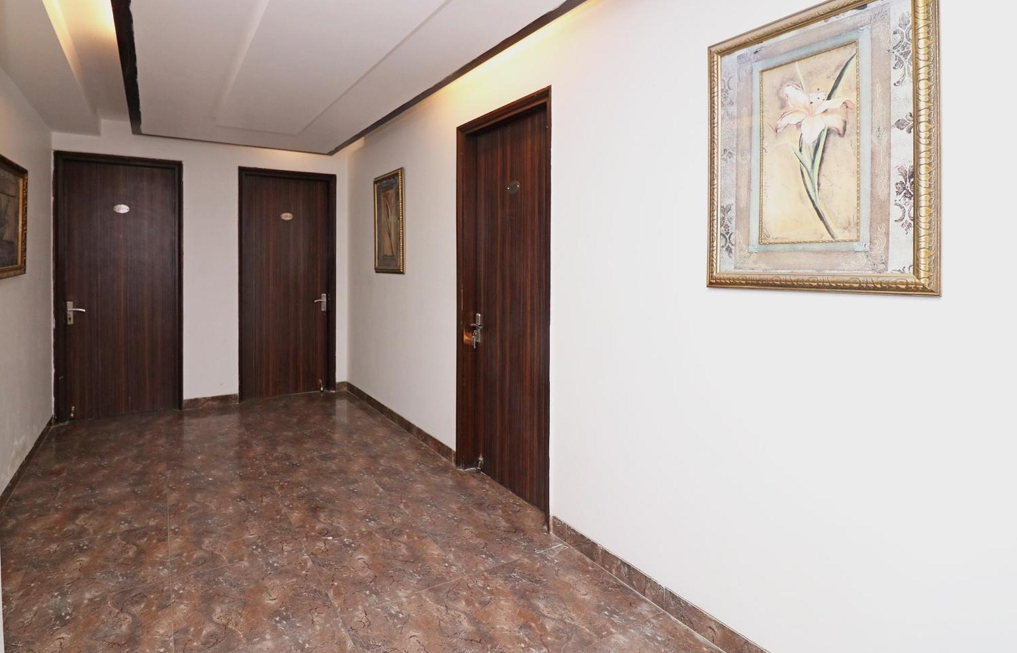 Wonderland Inn Near Aravali Biodiversity Park Gurgaon Exterior photo